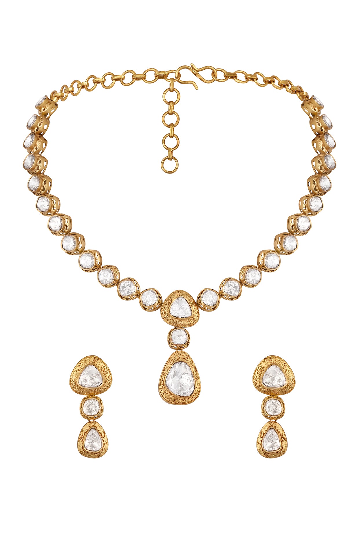 Short Necklace in antique gold tone brass with Mgpb, Kundan Polki