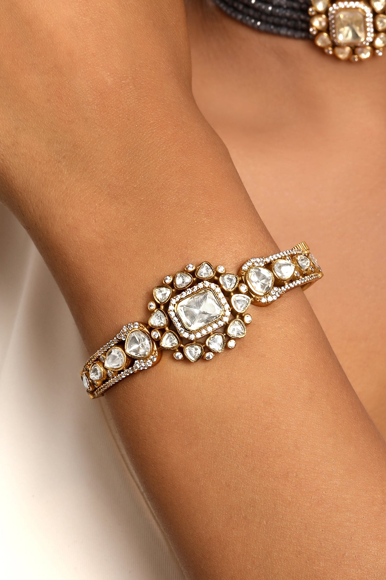 Bracelet in gold tone brass with Lv Kundan Polki (Yellow Polki), Zircon Diamond, Have Been Used