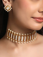 Choker in gold tone brass with Mother Of Pearl, Pearl