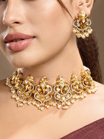 Necklace in gold tone brass with Shell Pearl, Moissanite Kundan Polki, Cubic Zirconia
