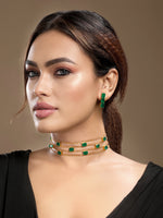 Choker in gold tone brass with Synthetic Emerald