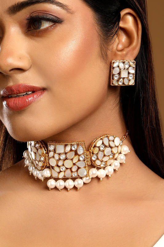 Dog Collar Choker in gold tone brass with Mother Of Pearl, Kundan Polki, Shell Pearl, Mgpb