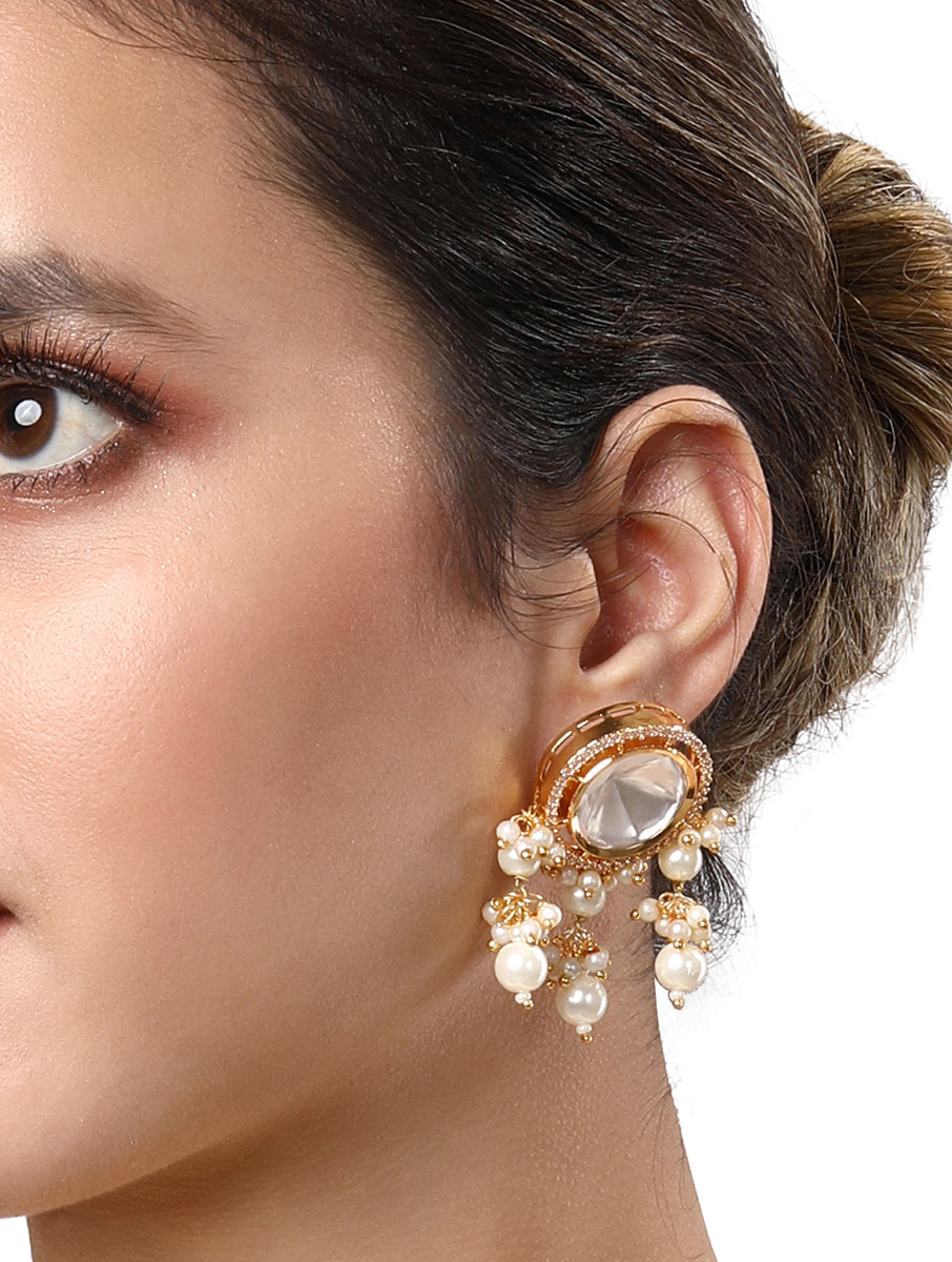 Earring in gold polished brass,Diamond Kundan Polki & Shell Pearls