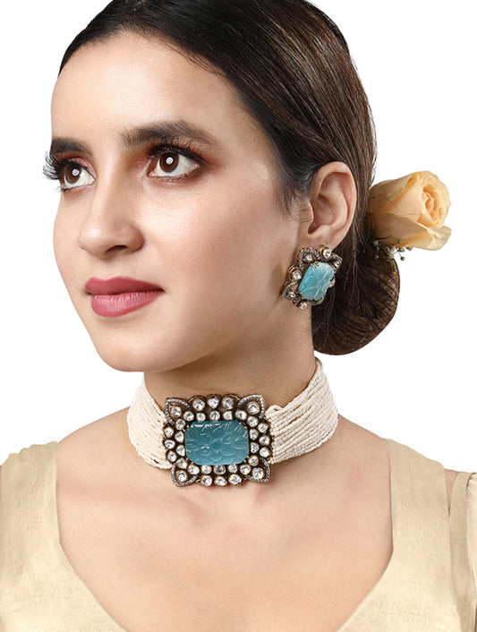 Gold polished Necklace with Kundan Polki, kidiya moti & Carved onyx